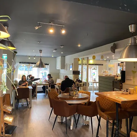 The Lemon Leaf Cafe Bar And Townhouse-2